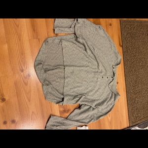 Green long sleeved tee